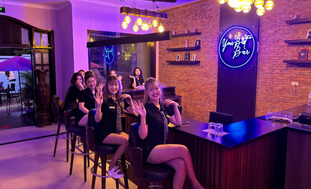 다낭 밤문화 토킹바